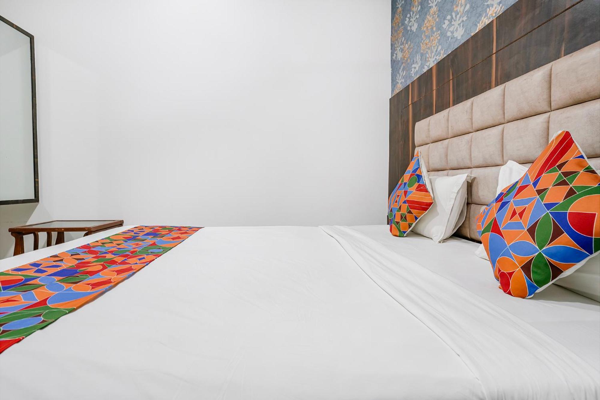 Fabhotel Elvis Inn - Nr Mumbai International Airport Eksteriør bilde
