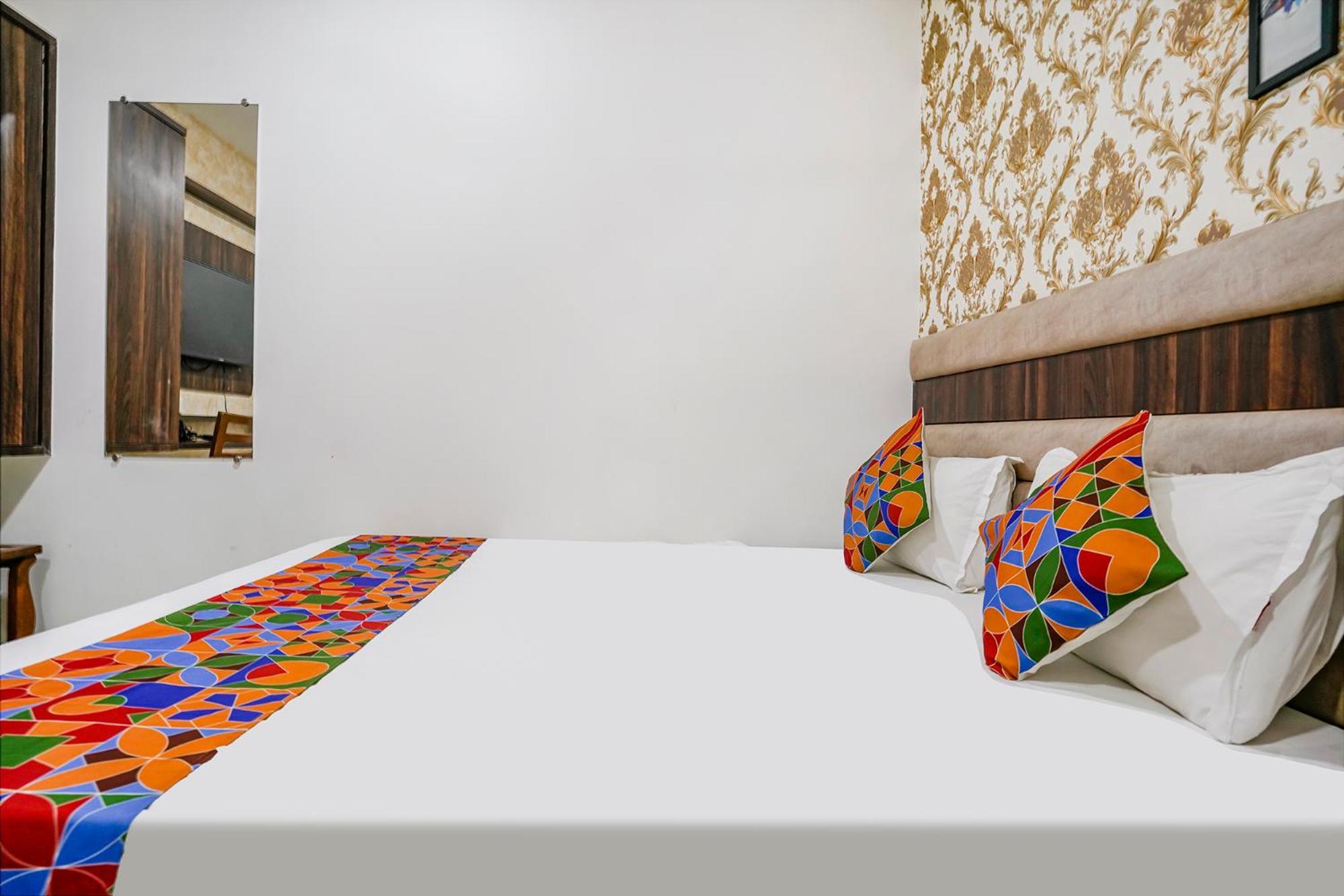 Fabhotel Elvis Inn - Nr Mumbai International Airport Eksteriør bilde